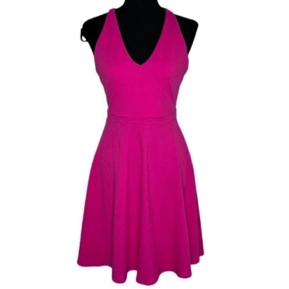 Susana Monaco Fuschia Pink Mini
Dress(Size Small)